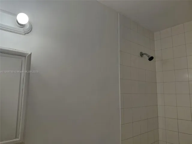 $2,750 | 13950 Northeast 2nd Avenue, Unit 1A, Miami, FL 33161