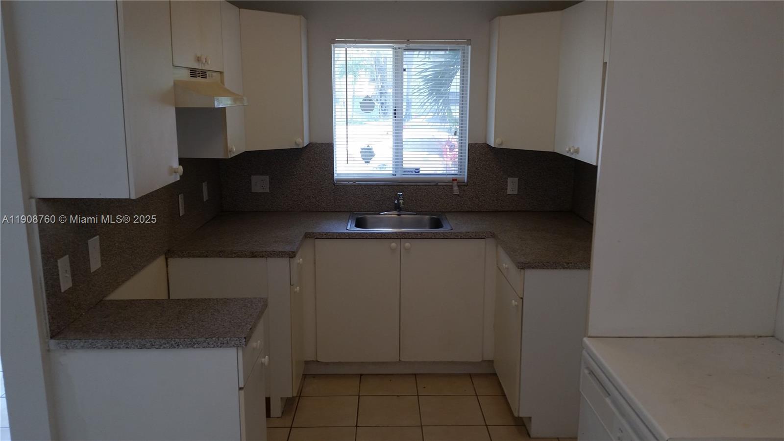 13950 Northeast 2nd Avenue, Unit 1A Miami, FL 33161 - Photo 7 of 53