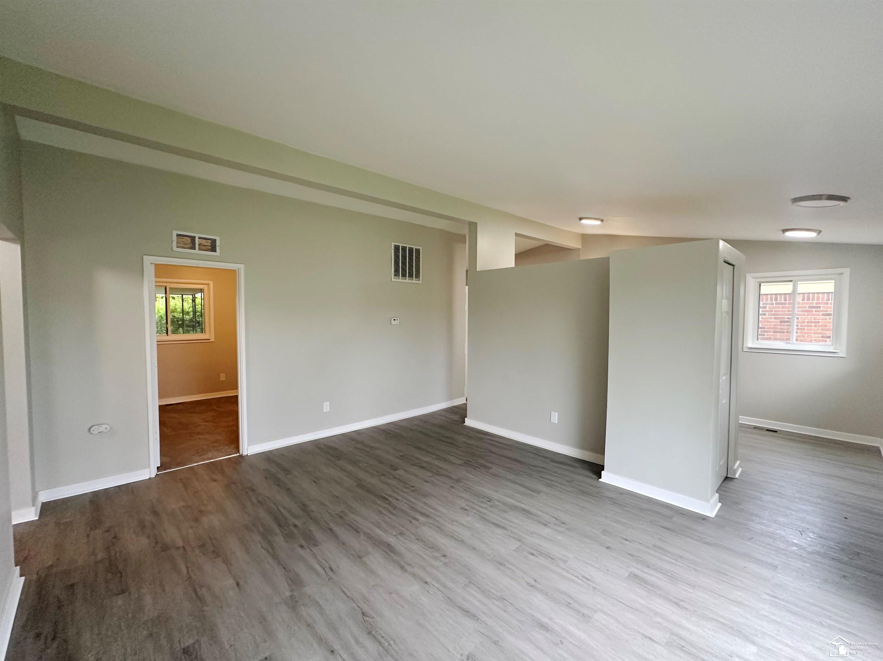 29219 York Street Inkster, MI 48141 - Photo 3 of 20