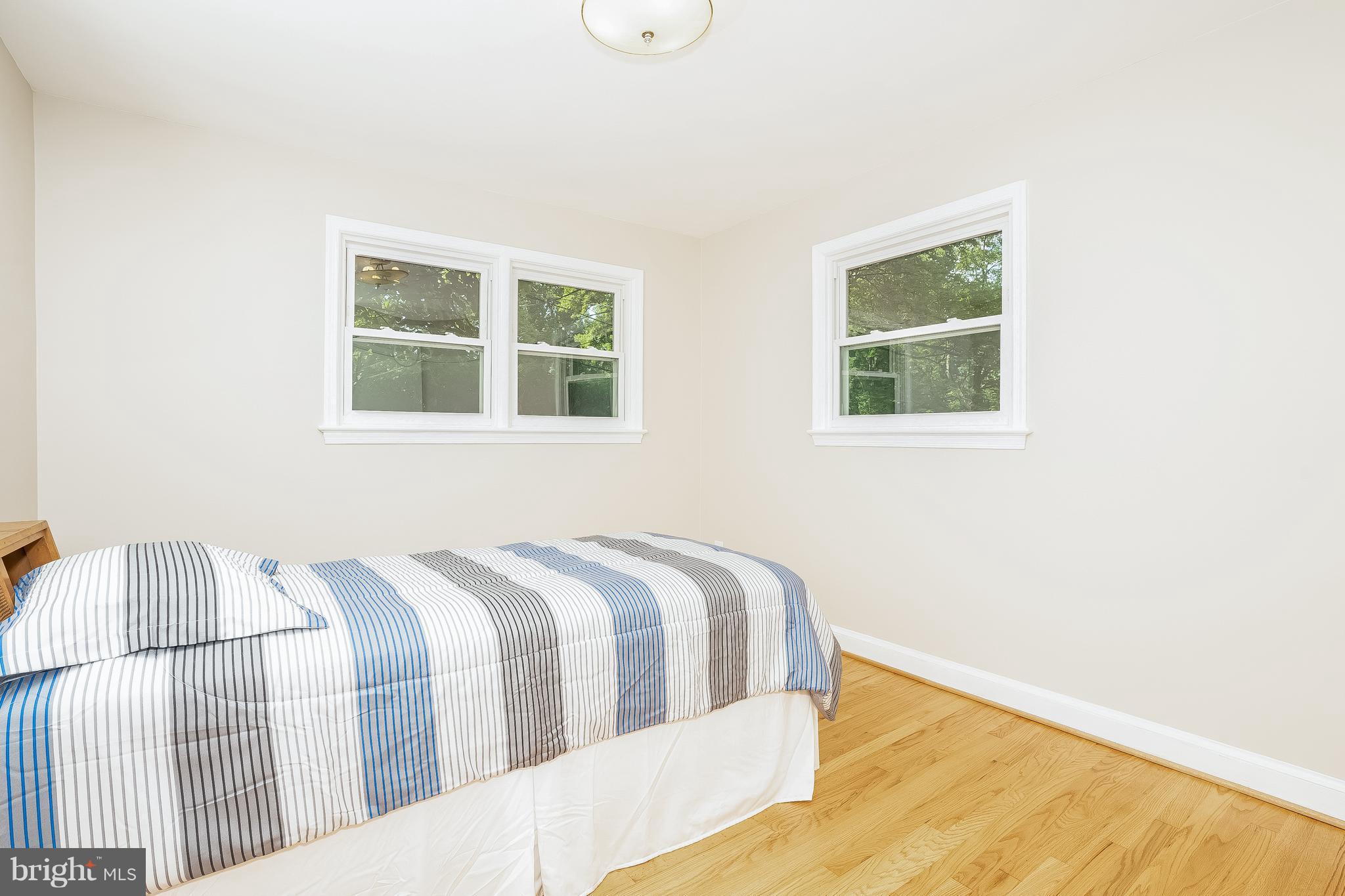 1800 Ladd Street Silver Spring, MD 20902 - Photo 15 of 22 2nd Bedroom (corner)