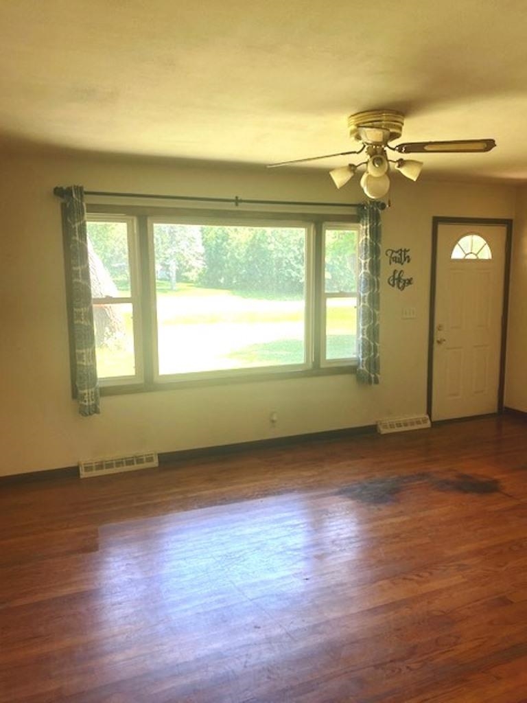 2014 North Meridian Road Rockford, IL 61101 - Photo 2 of 15