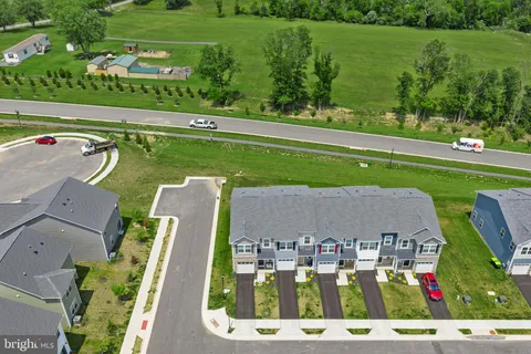 $380,000 | 120 Pomo Lane, Winchester, VA 22602