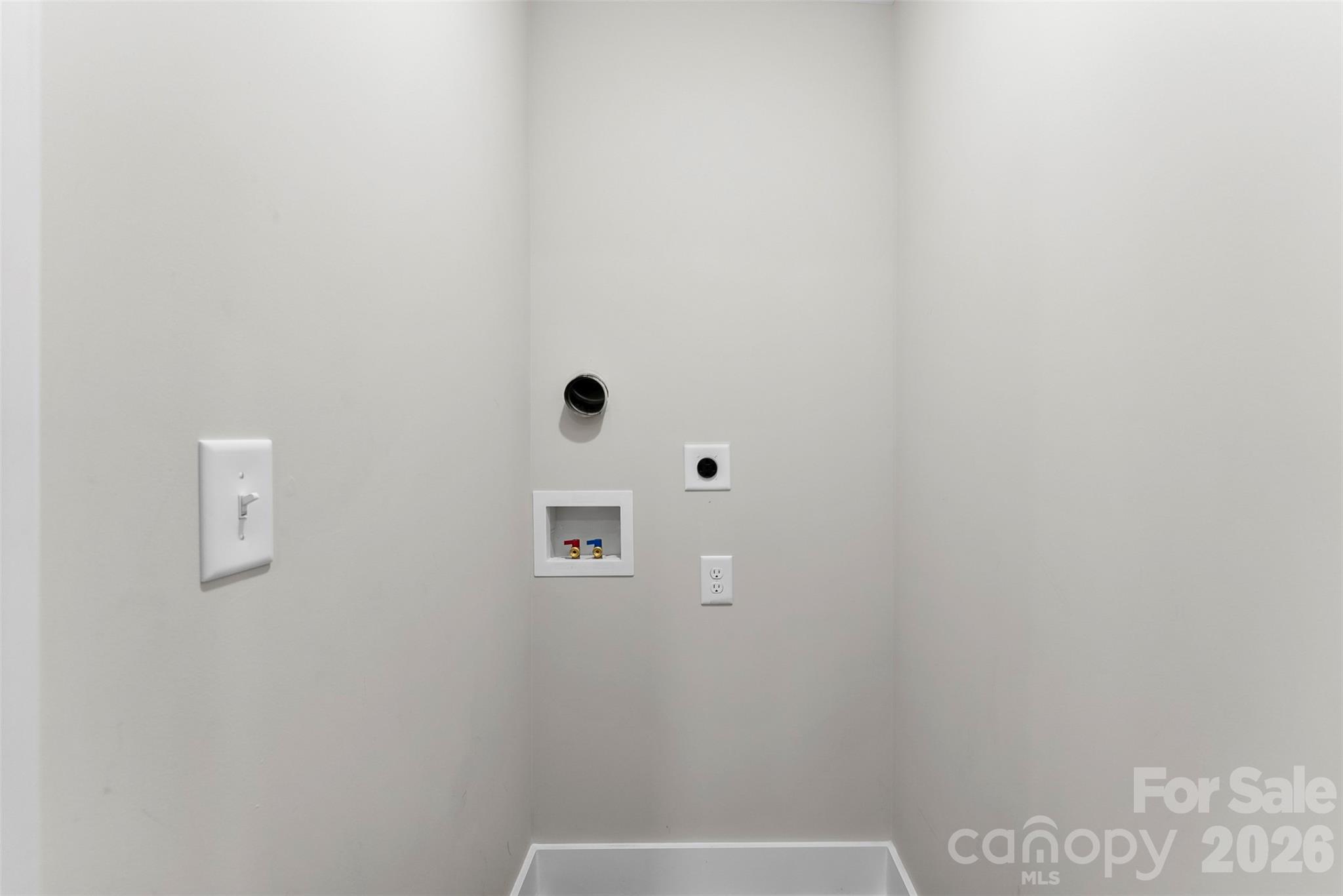 601 Rhyne Circle, Unit B Gastonia, NC 28054 - Photo 28 of 32 a bathroom with a shower