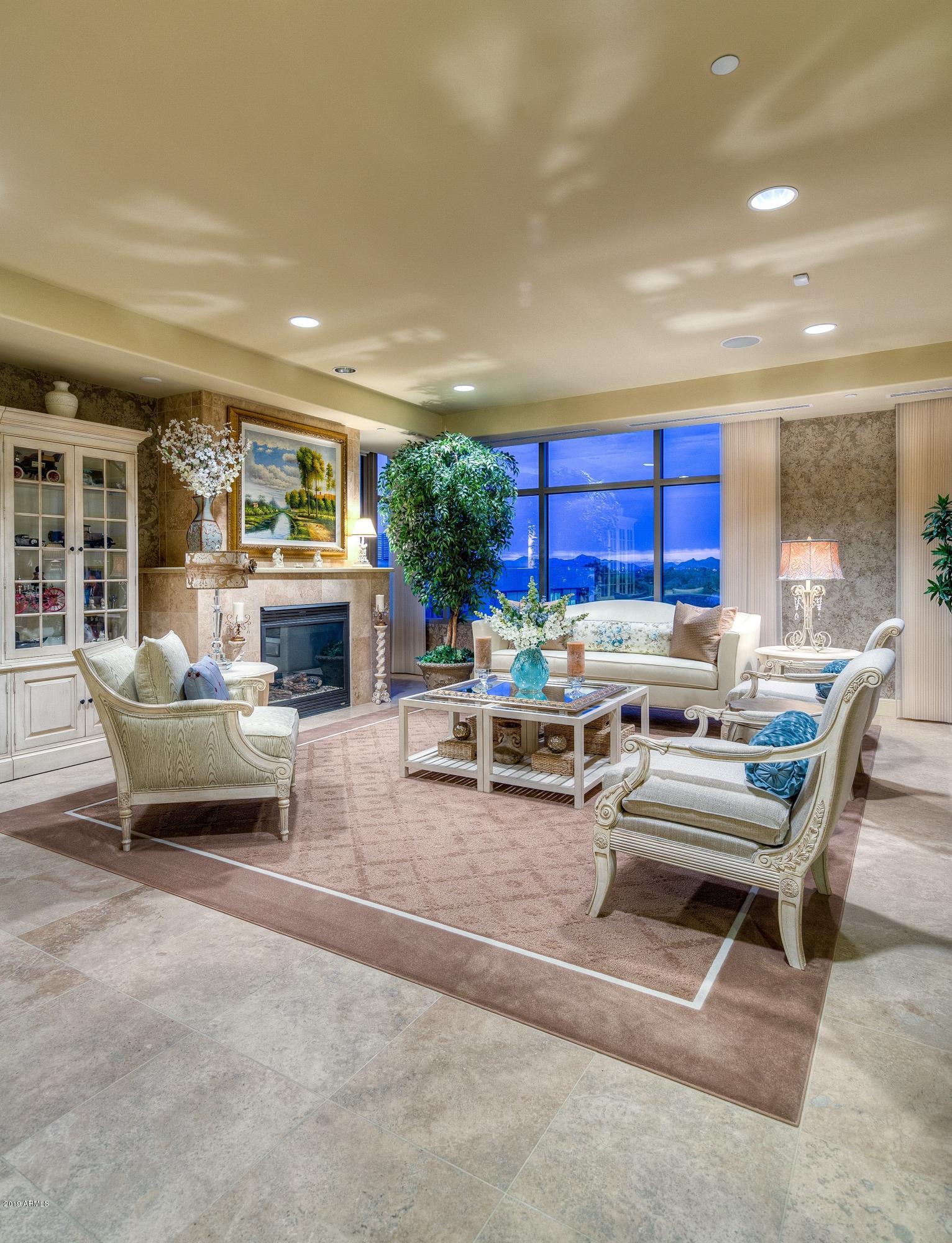 2211 East Camelback Road, Unit 701 Phoenix, AZ 85016 - Photo 8 of 32 Family