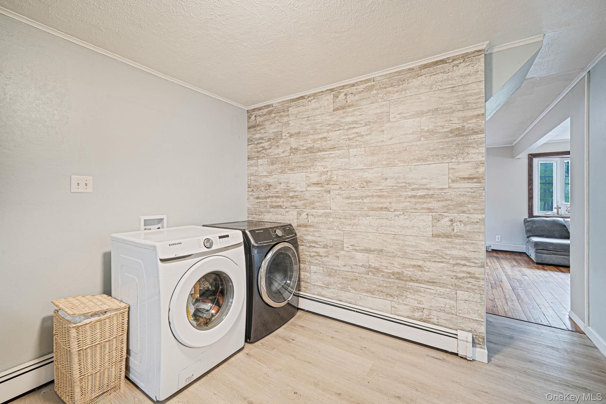 108 Lower Rocky Point Road Sound Beach, NY 11789 - Photo 11 of 35