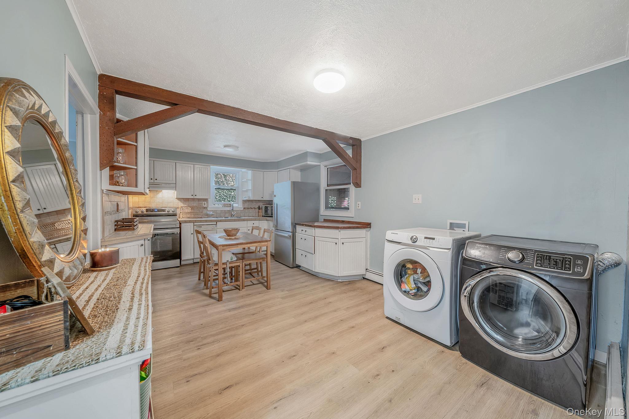 108 Lower Rocky Point Road Sound Beach, NY 11789 - Photo 12 of 35