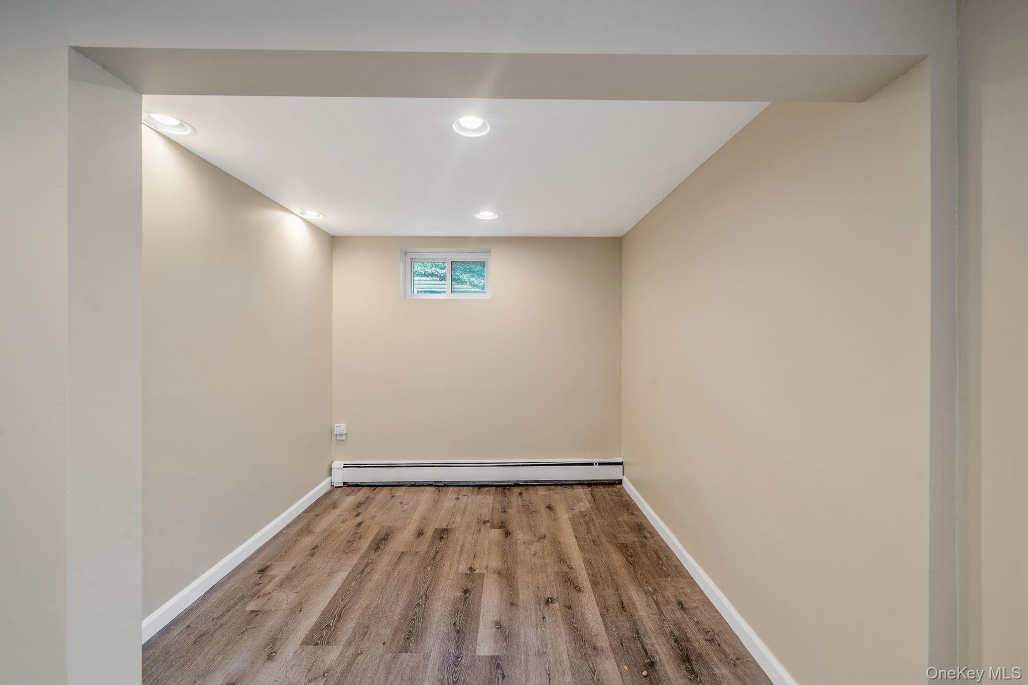 108 Lower Rocky Point Road Sound Beach, NY 11789 - Photo 23 of 35