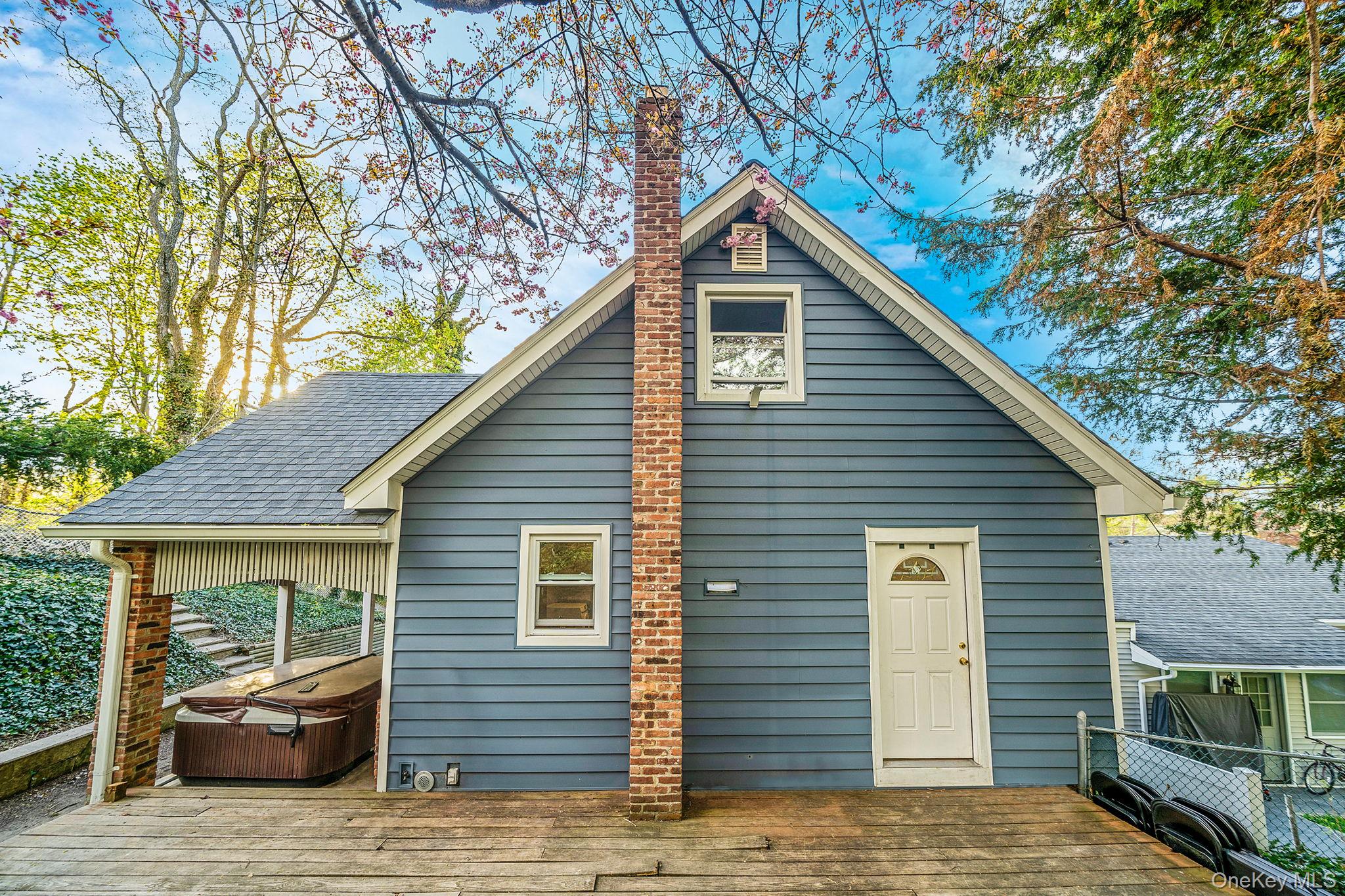 108 Lower Rocky Point Road Sound Beach, NY 11789 - Photo 32 of 35