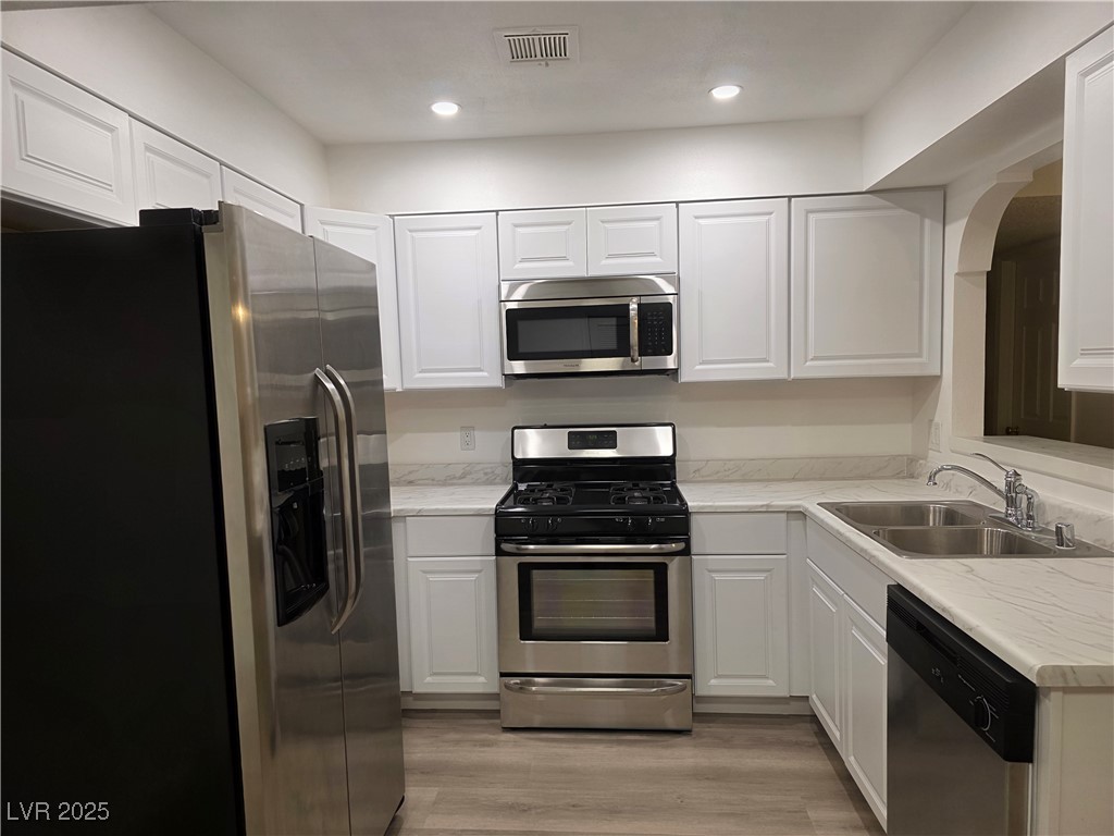 1751 East Reno Avenue, Unit 107 Las Vegas, NV 89119 - Photo 4 of 17