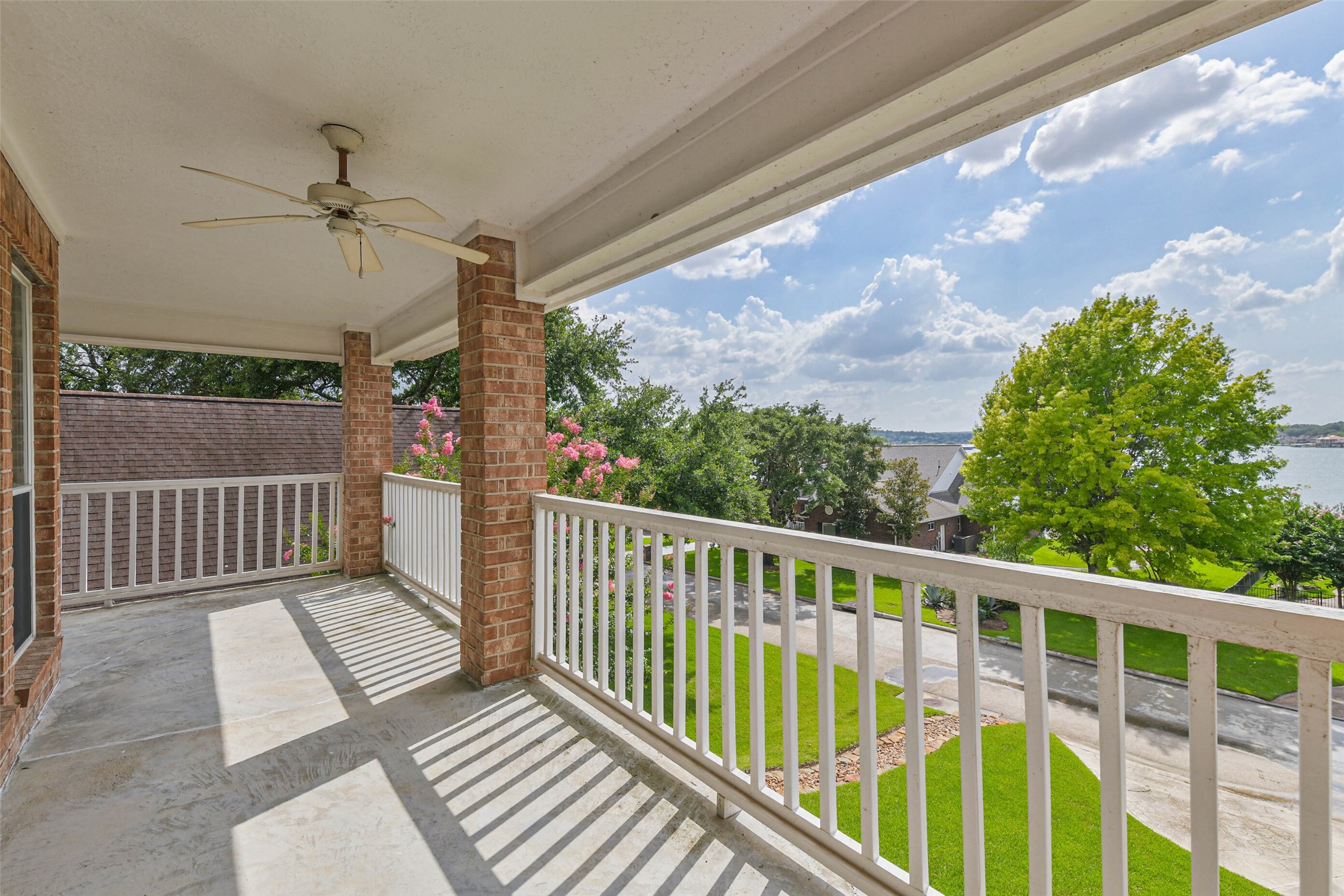 119 April Breeze Conroe, TX 77356 - Photo 17 of 49