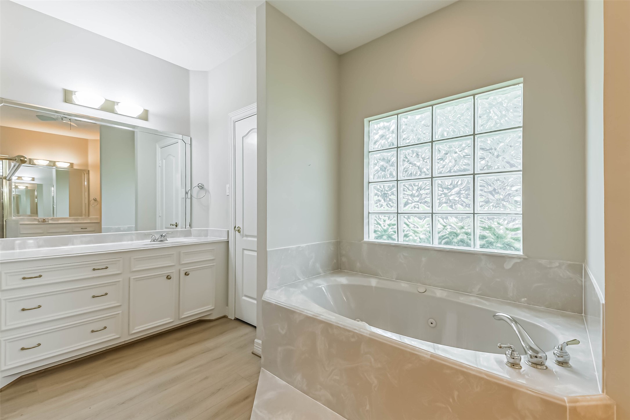 119 April Breeze Conroe, TX 77356 - Photo 34 of 49