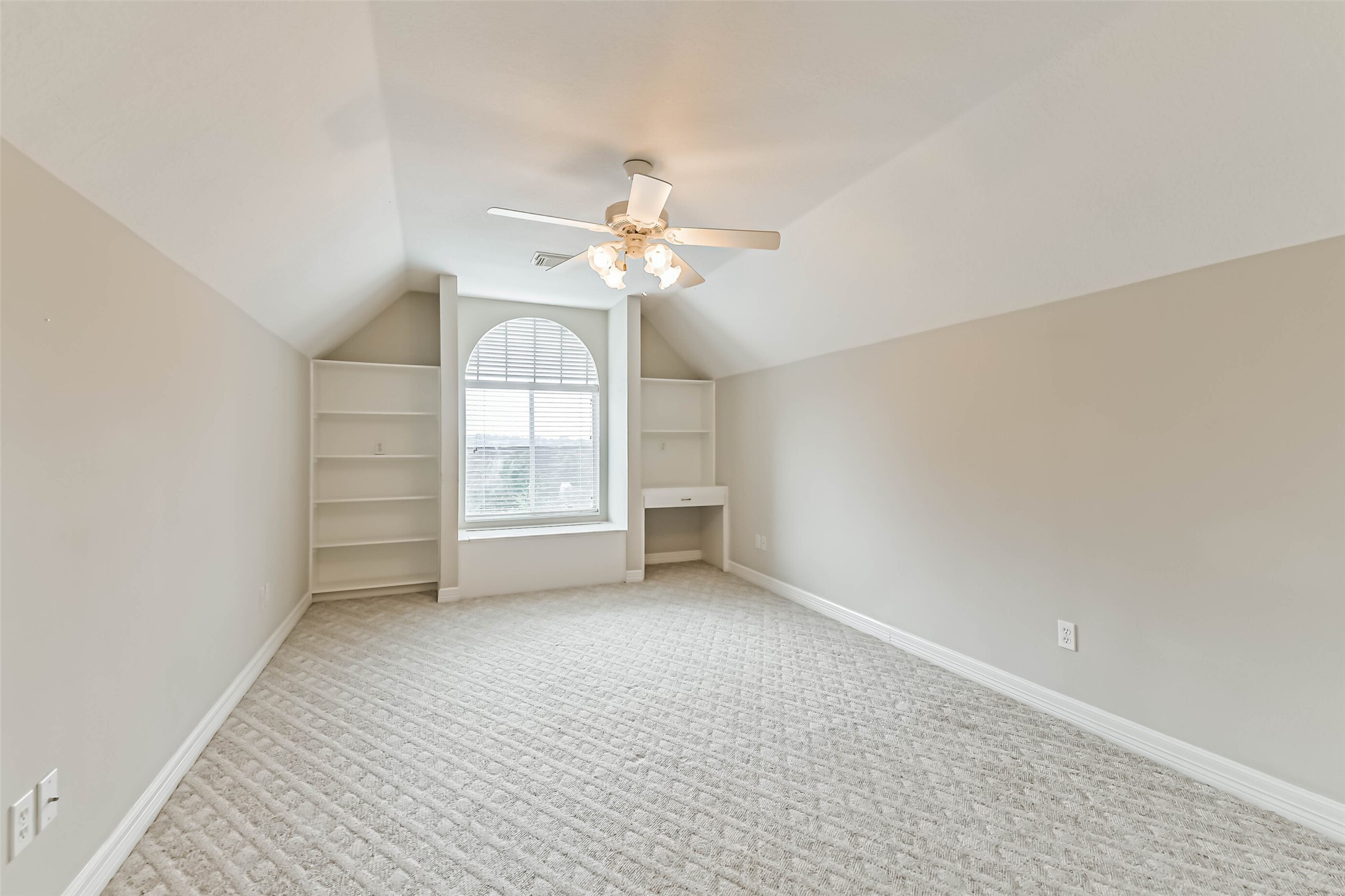 119 April Breeze Conroe, TX 77356 - Photo 37 of 49