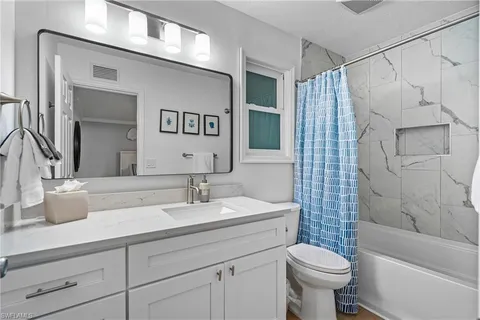 $1,095,000 | 1513 Bermuda Road, Marco Island, FL 34145