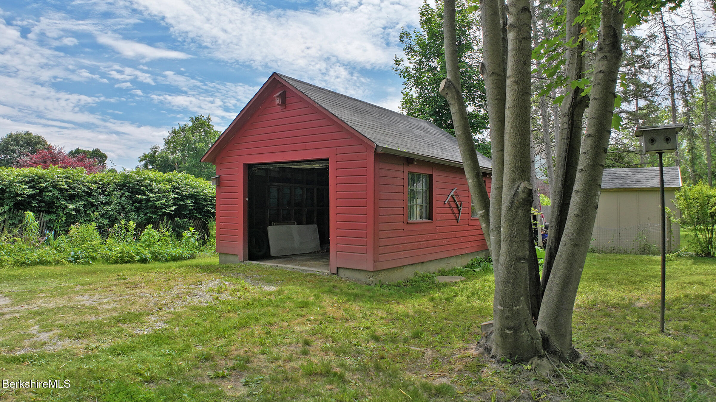 133 Holmes Road Pittsfield, MA 01201 - Photo 48 of 50 DETACHED GARAGE