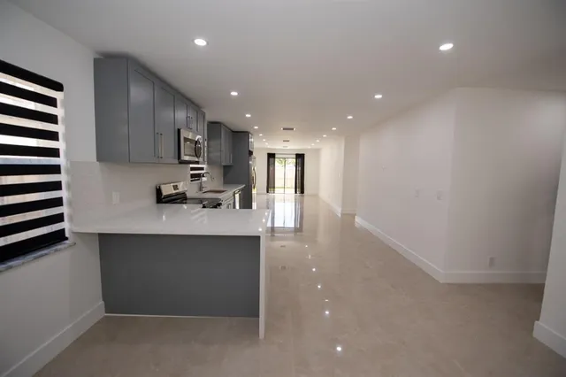 $649,999 | 110 Northwest 6th Avenue, Dania Beach, FL 33004