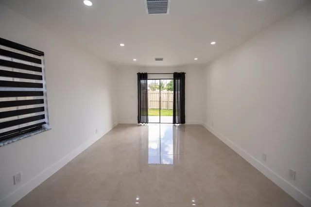 $649,999 | 110 Northwest 6th Avenue, Dania Beach, FL 33004