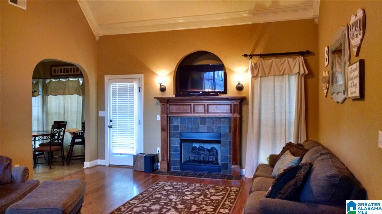 230 Strathaven Lane Pelham, AL 35124 - Photo 6 of 16