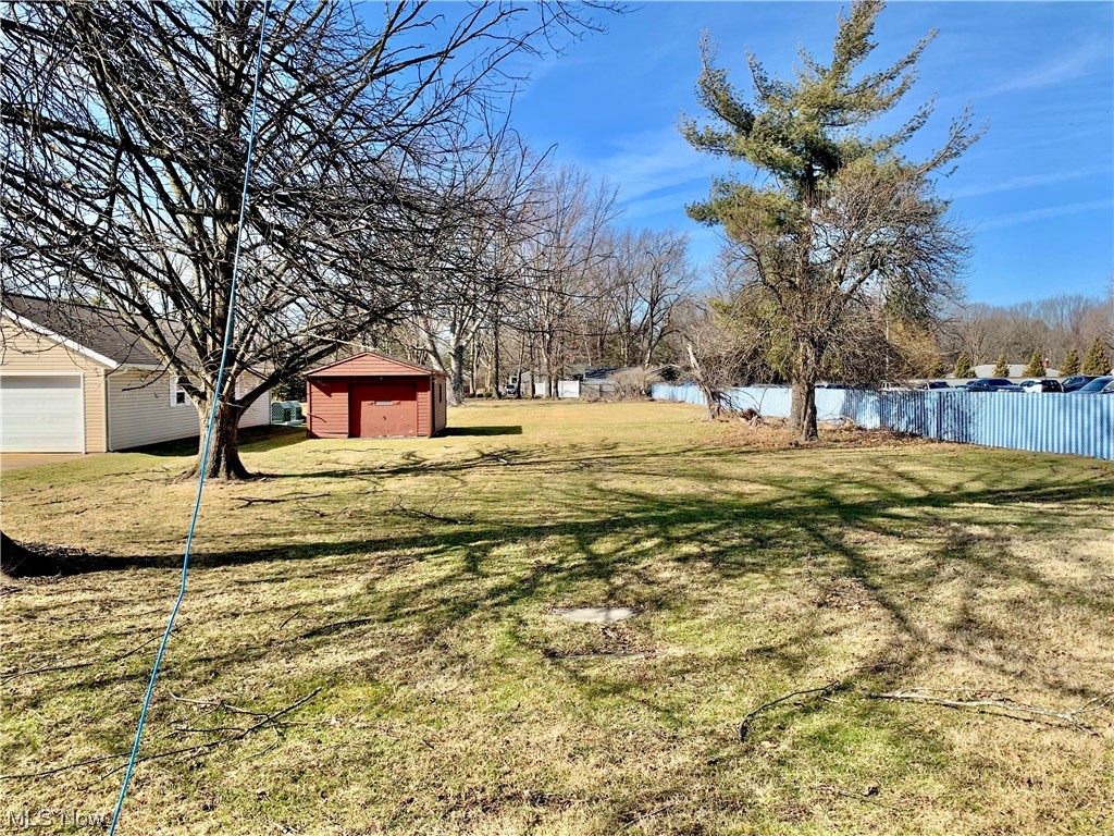 6988 Pearl Road Cleveland, OH 44130 - Photo 20 of 28 Gallery Image 20