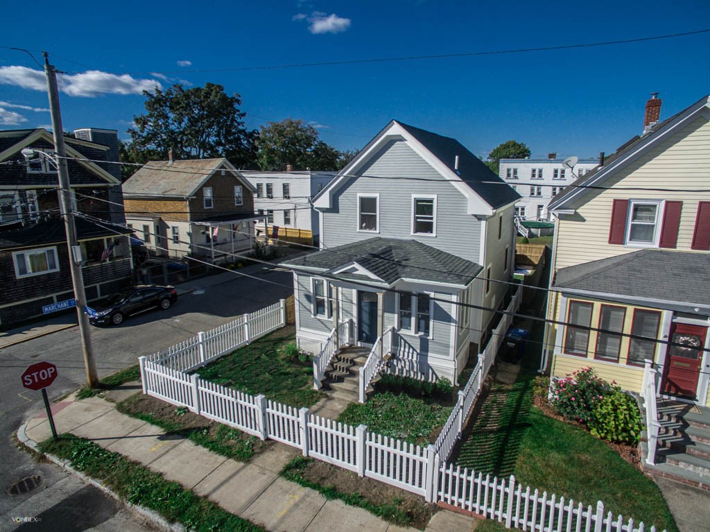 17 Eastnor Road Newport, RI 02840 - Photo 1 of 3 Gallery Image 1