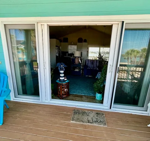 $650,000 | 1811 Bay Shore Drive, Rockport, TX 78382