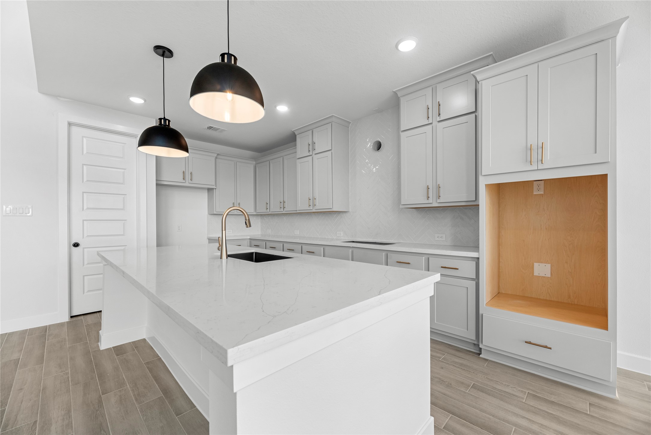 4723 Rustic Gdn Lane Fulshear, TX 77441 - Photo 6 of 30