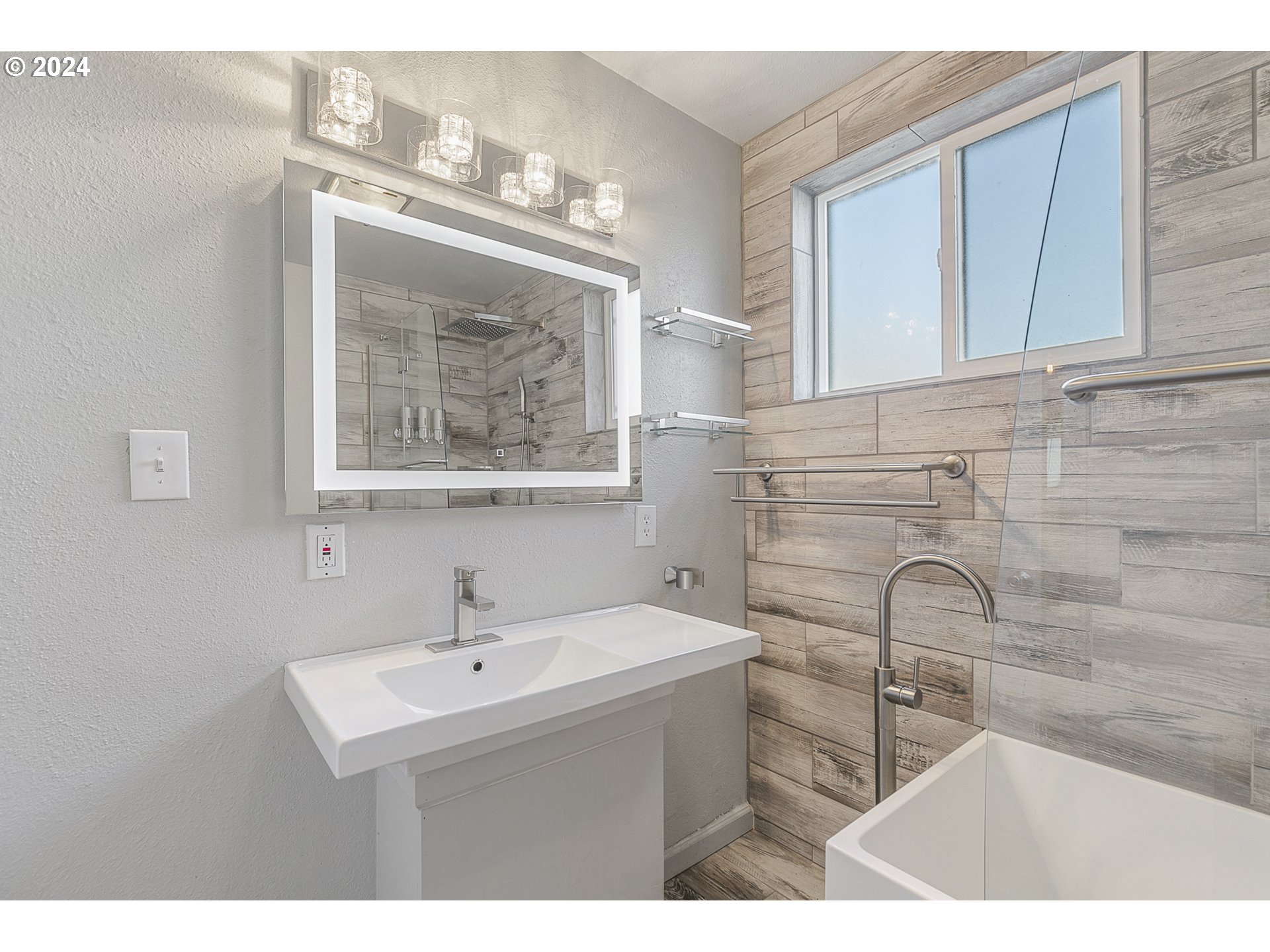 716 9th Street Vader, WA 98593 - Photo 15 of 39 Gallery Image 15