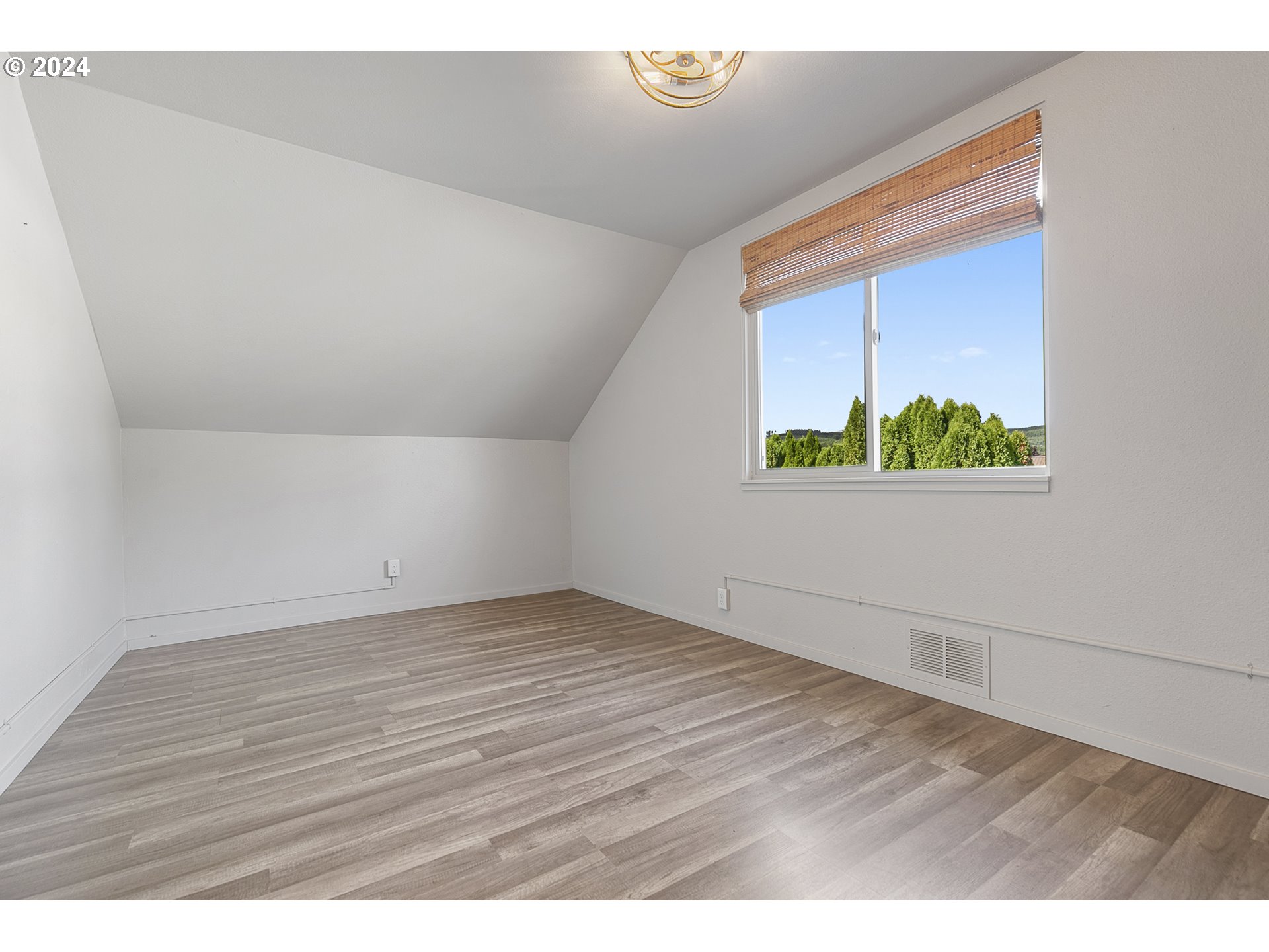 716 9th Street Vader, WA 98593 - Photo 32 of 39 Gallery Image 32