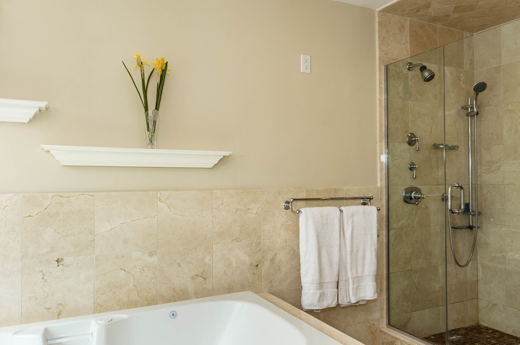 20 Brooks Road Lincoln, MA 01773 - Photo 17 of 25