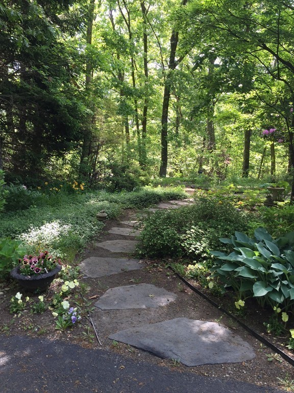 20 Brooks Road Lincoln, MA 01773 - Photo 21 of 25