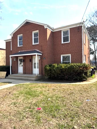 $1,095 | 2215 Hecker Avenue, Rockford, IL 61103