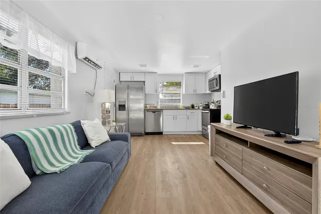 $1,650 | 4214 West Ohio Avenue, Tampa, FL 33614