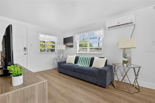 $1,650 | 4214 West Ohio Avenue, Tampa, FL 33614