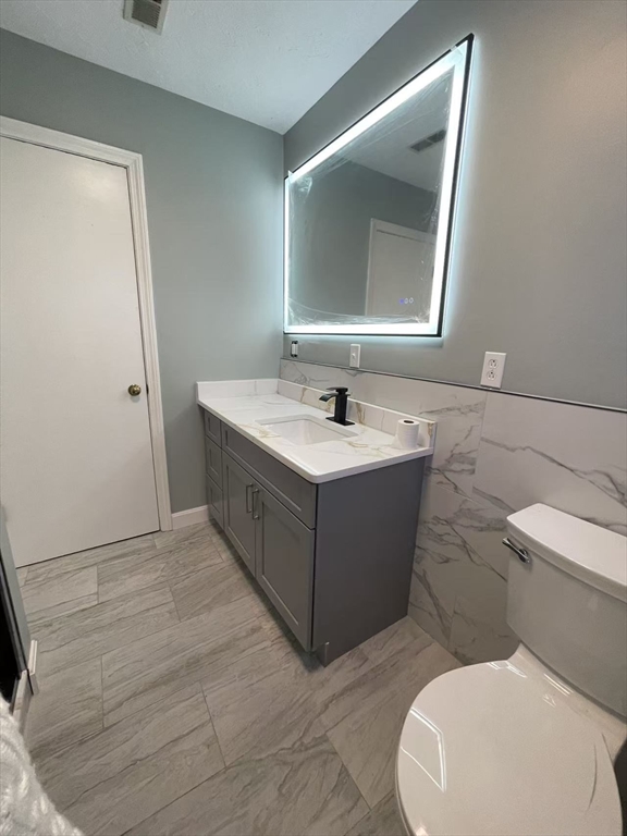 129 Beale Street, Unit B Quincy, MA 02170 - Photo 8 of 11