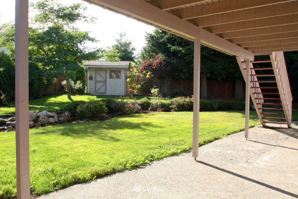 955 Anacortes Court Northeast Renton, WA 98059 - Photo 23 of 25 Gallery Image 23