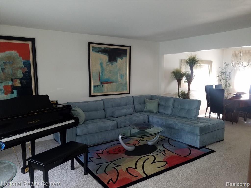27045 Harvard Road Southfield, MI 48076 - Photo 10 of 66