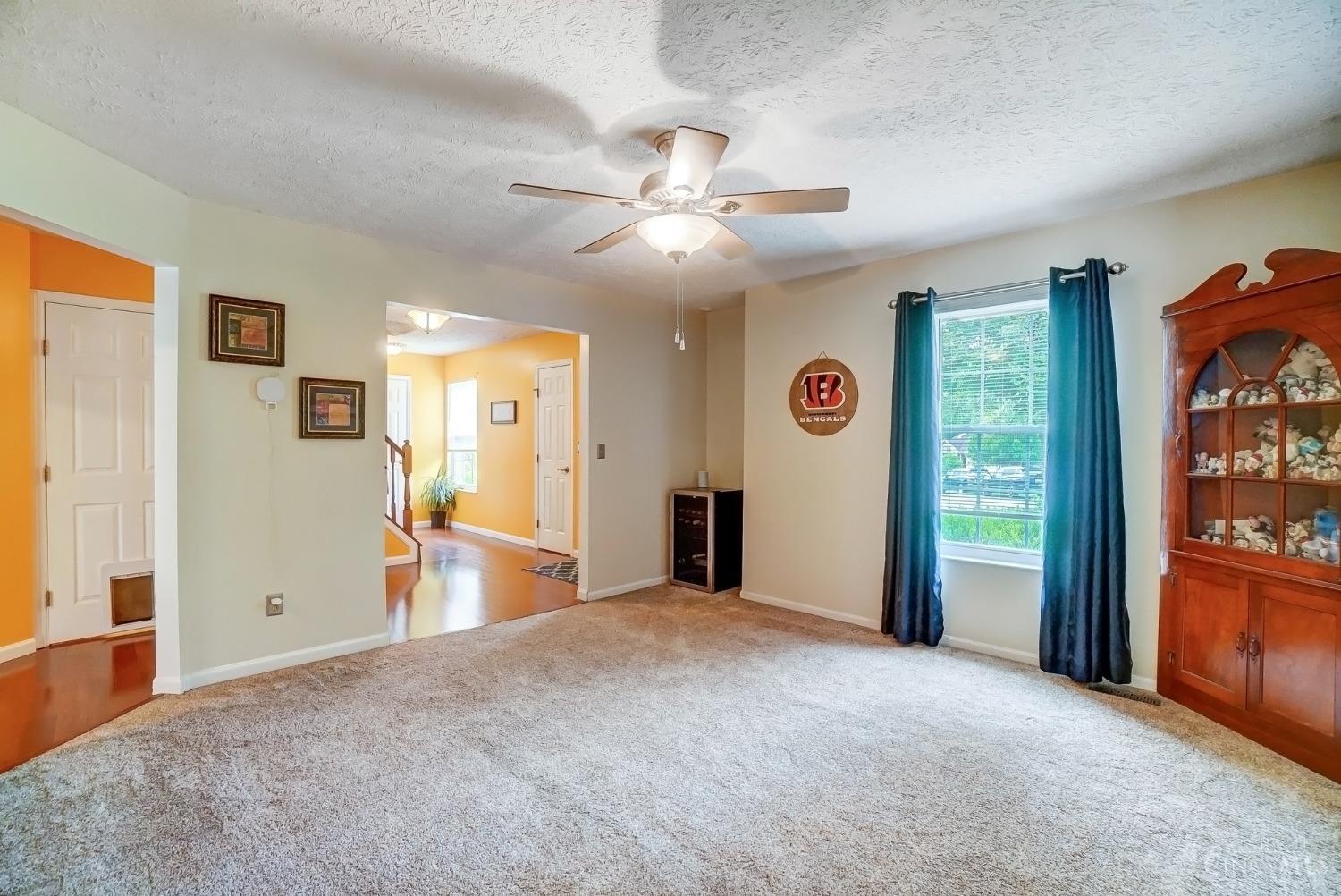 6296 Berauer Road Cincinnati, OH 45248 - Photo 11 of 33