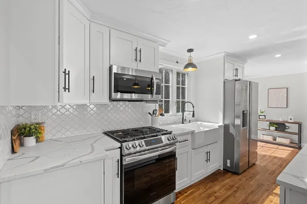 $825,000 | 8 Virginia Avenue, Sutton, MA 01590