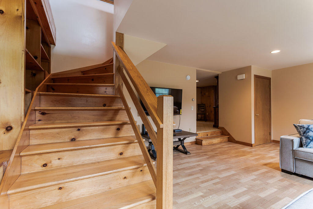 40 Lobster Cove Road York, ME 03909 - Photo 22 of 54 40 Lobster Cove Rd, Cape Neddick