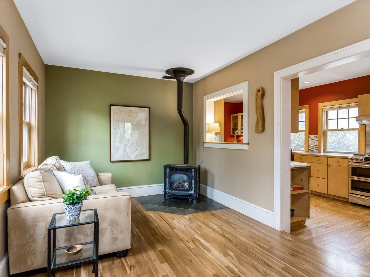 16 Meadow Road South Burlington, VT 05403 - Photo 8 of 37 Gallery Image 8
