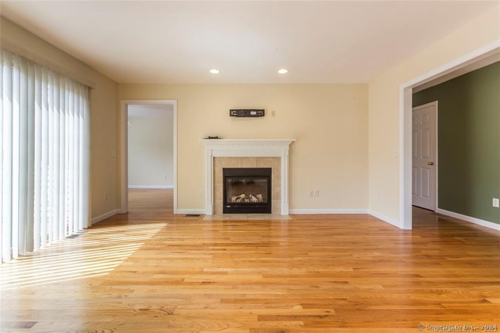 4 Reggie Way, Unit D Broad Brook, CT 06016 - Photo 4 of 20