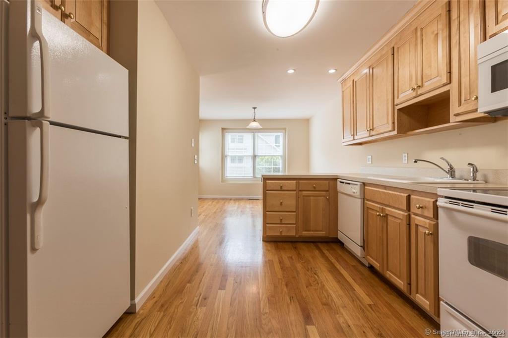 4 Reggie Way, Unit D Broad Brook, CT 06016 - Photo 10 of 20