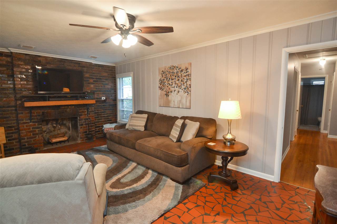 1636 Whitewater Road Memphis, TN 38117 - Photo 8 of 22