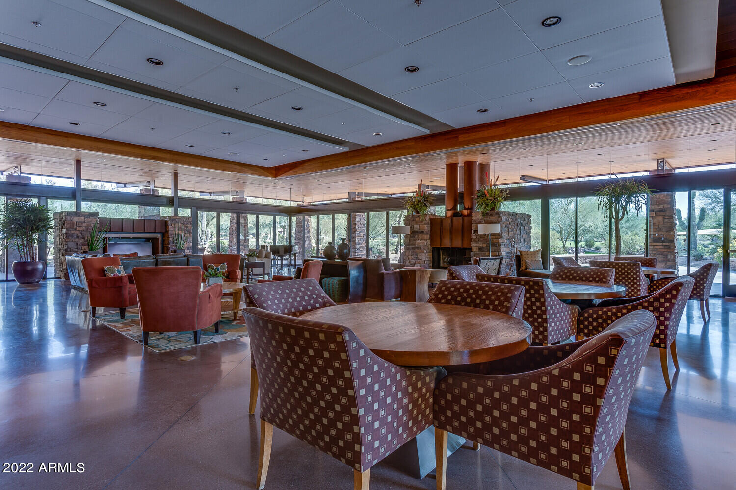 3935 East Rough Rider Road, Unit 1108 Phoenix, AZ 85050 - Photo 36 of 46 Meeting area