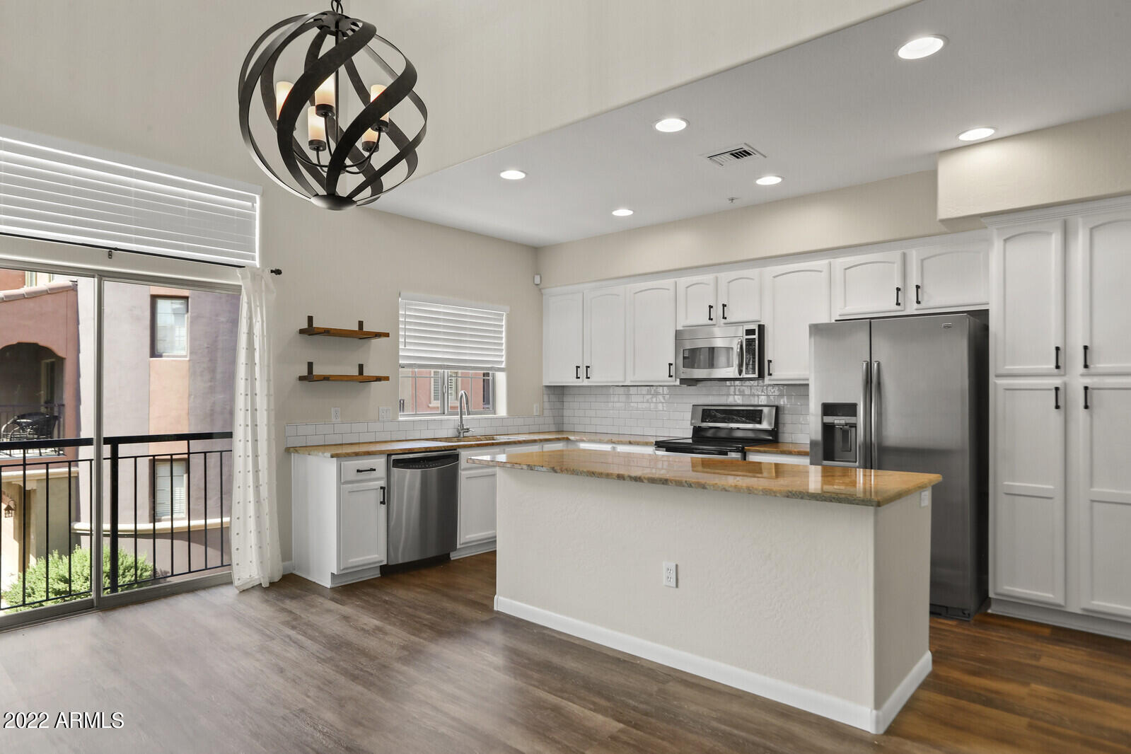 3935 East Rough Rider Road, Unit 1108 Phoenix, AZ 85050 - Photo 5 of 46 Kitchen