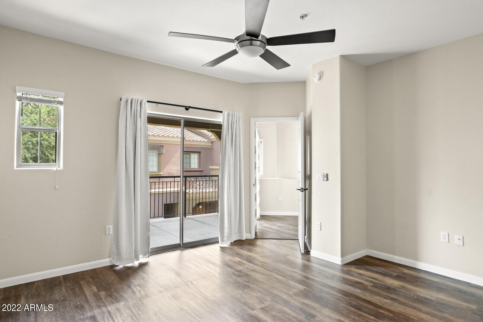 3935 East Rough Rider Road, Unit 1108 Phoenix, AZ 85050 - Photo 9 of 46 Master suite