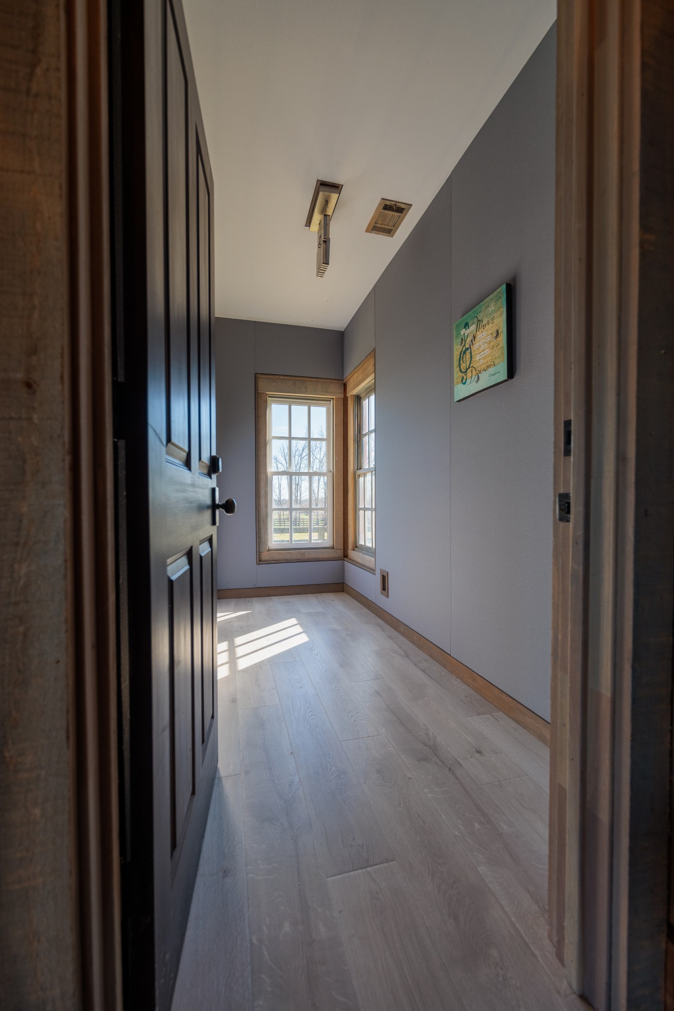 7776 Lampley Road Primm Springs, TN 38476 - Photo 27 of 50 a view of entryway with livingroom
