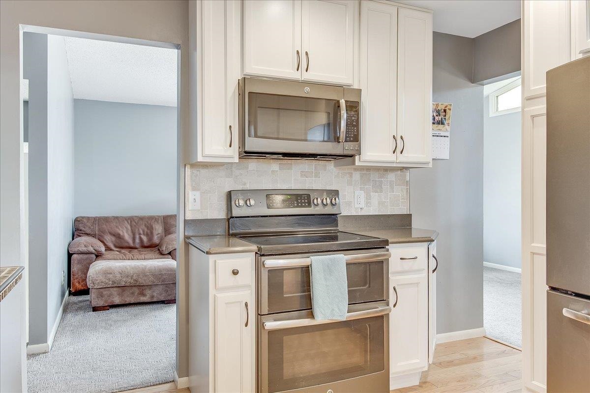 51 Woods Mill Road Sherman, IL 62684 - Photo 13 of 35 Gallery Image 13