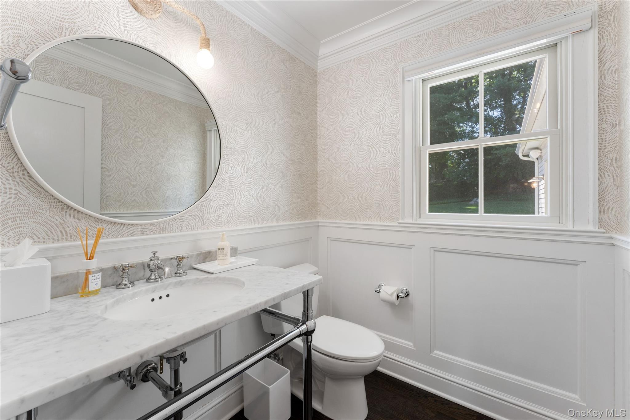 57 Tisdale Road Scarsdale, NY 10583 - Photo 13 of 29 Powder Room