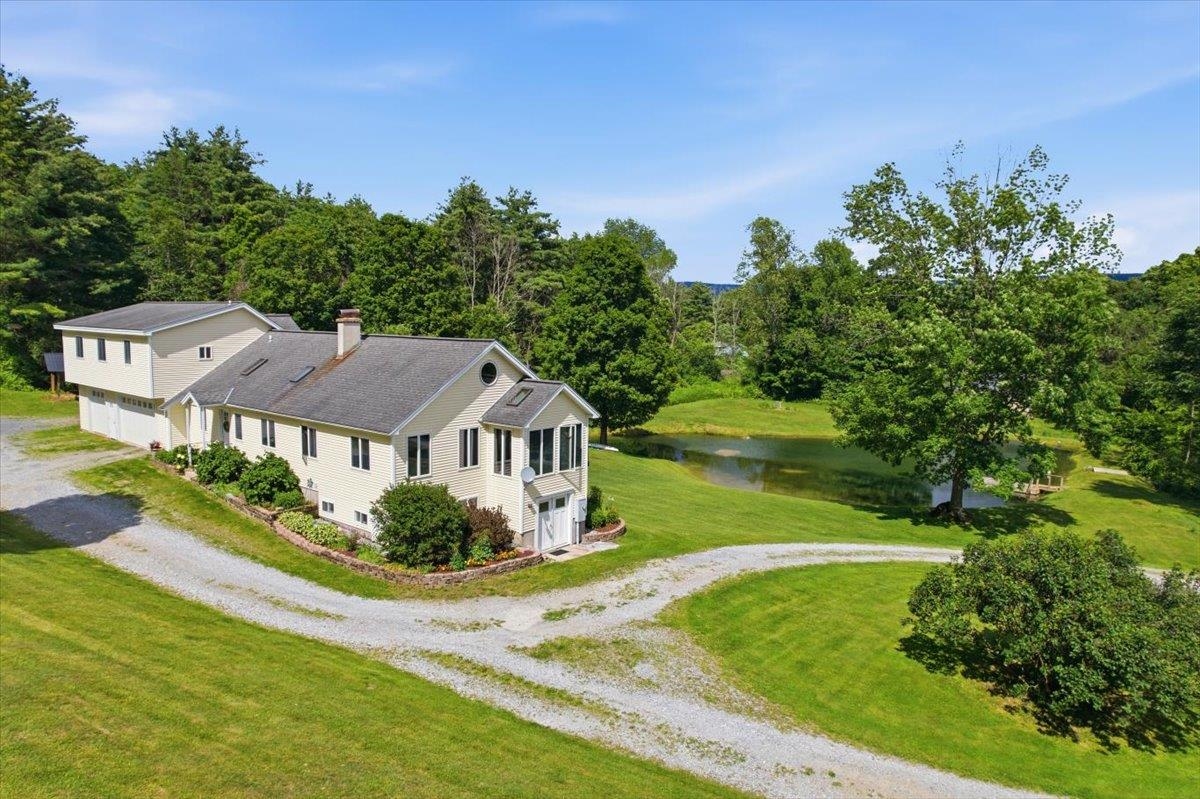405 Old West Road Arlington, VT 05250 - Photo 11 of 56