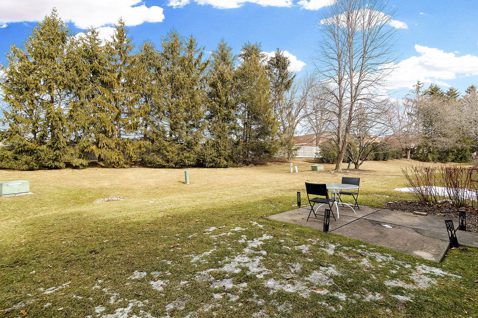 1516 Diamond Drive Hoffman Estates, IL 60192 - Photo 20 of 20 a view of a lake with outdoor seating